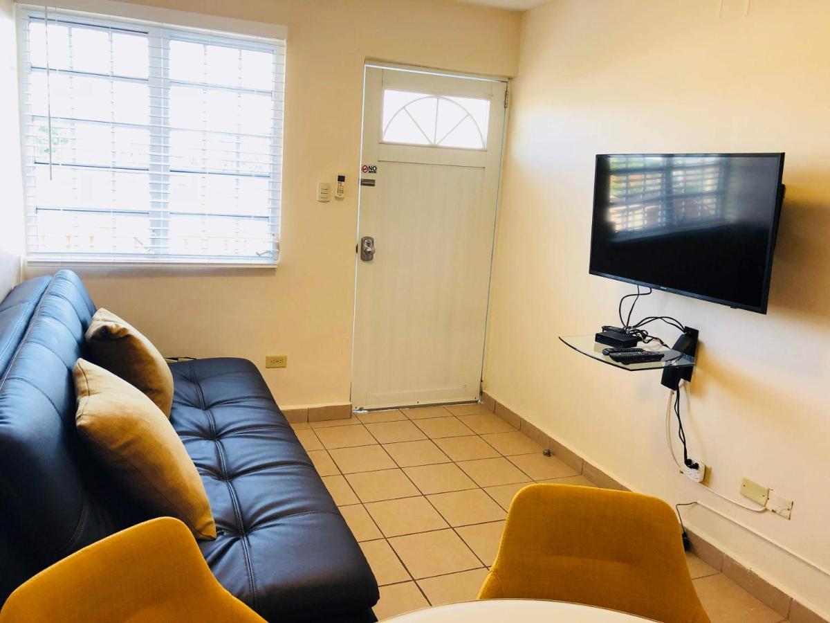 Appartamento Private Jacuzzi Oasis With Mountain Views And Free Parking Ponce Esterno foto